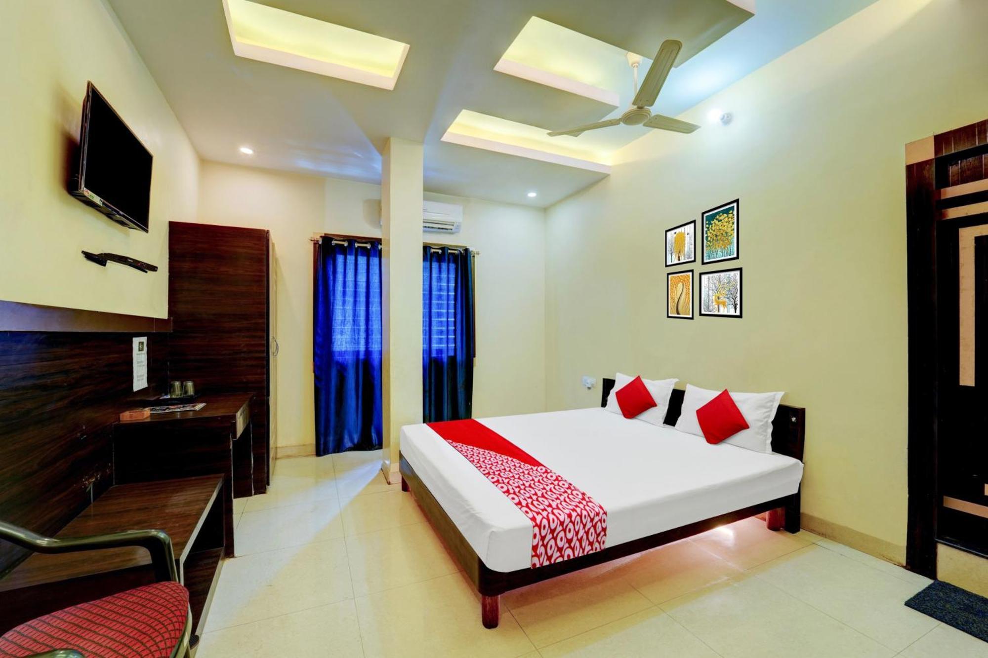 Oyo Flagship Hotel Centre Point Chhapra エクステリア 写真