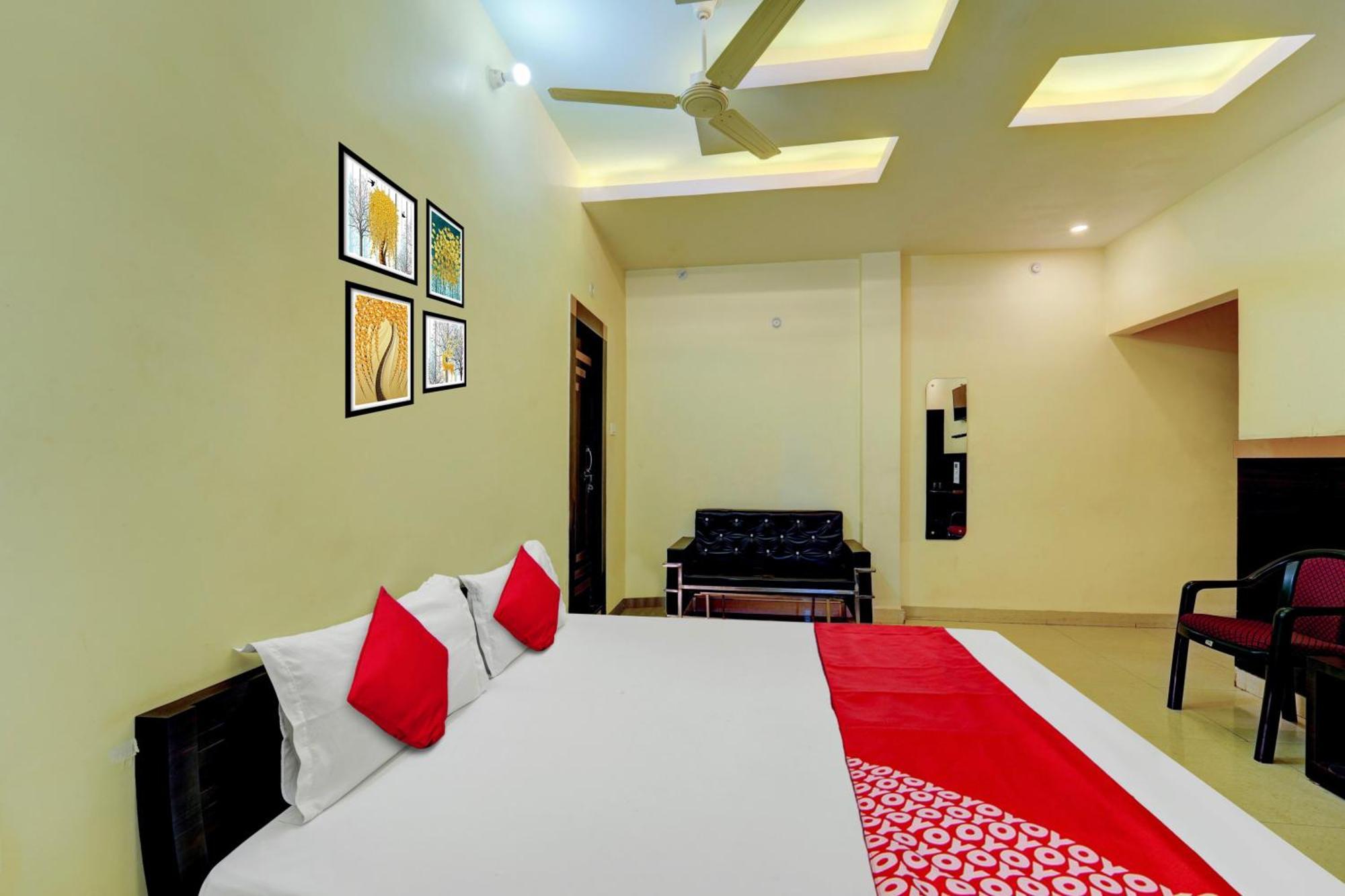 Oyo Flagship Hotel Centre Point Chhapra エクステリア 写真